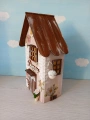 Dřevěný dekorativní domeček č.2 - 10 x 20 x 6 cm